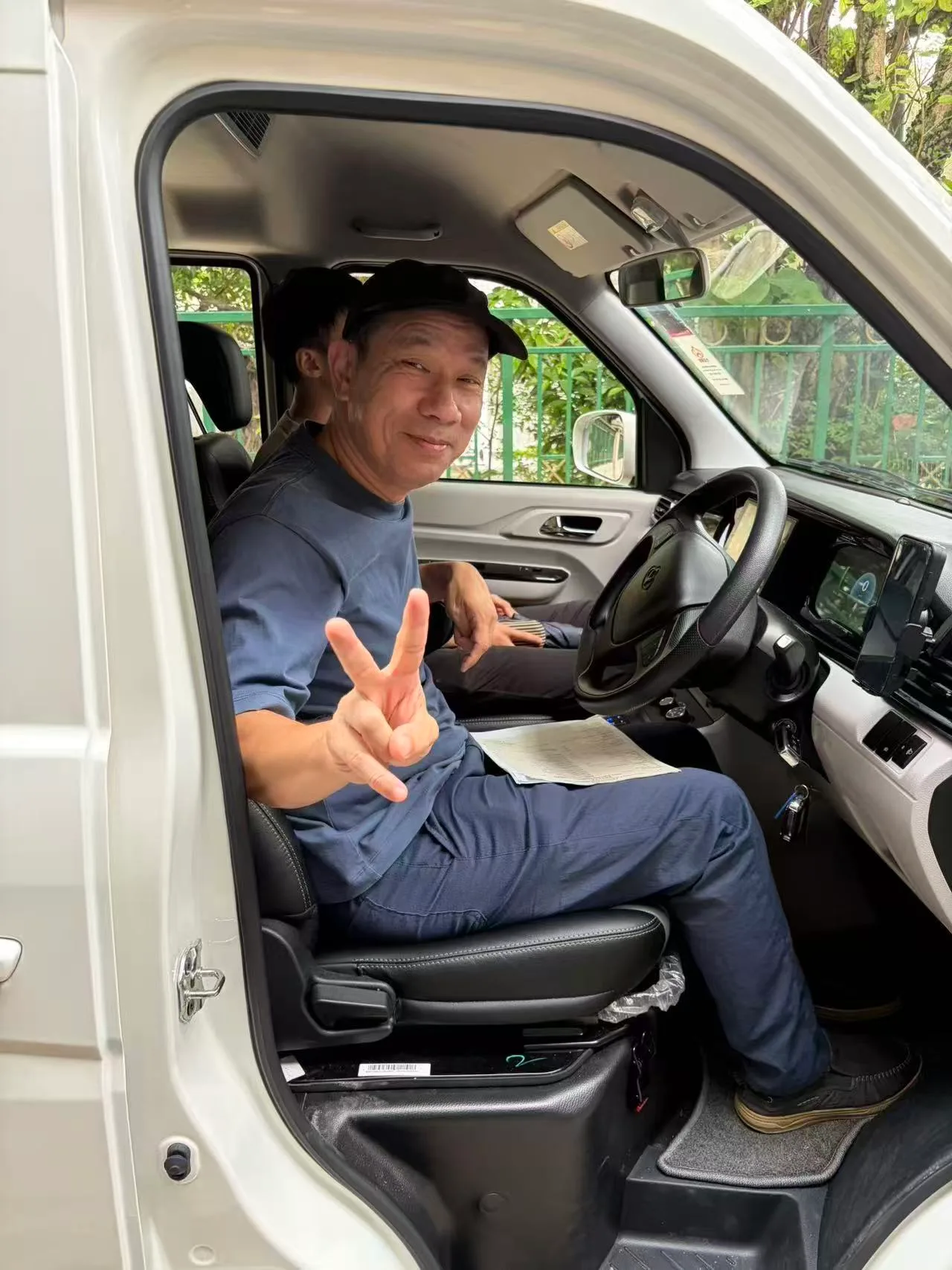長安跨越 V7 EV 車主駕駛室實拍